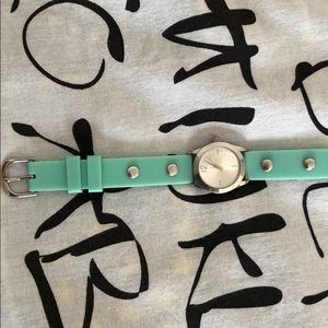 🌳Light green studded wraparound watch